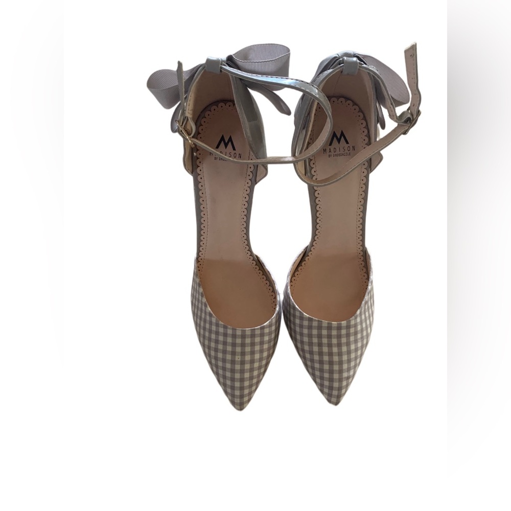 Checkered ankle strap pumps